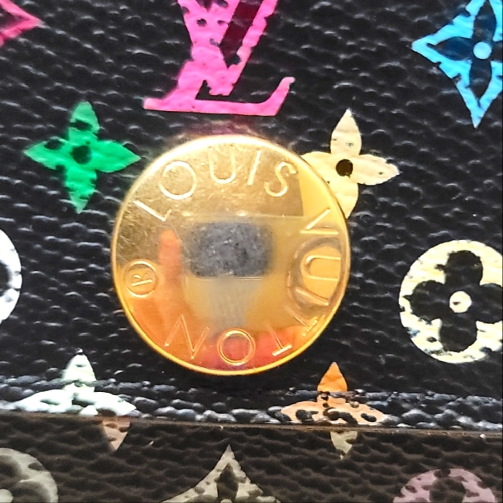 Louis Vuitton Monogram Zippy Wallet - Picture 5 of 16
